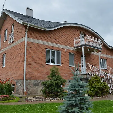 Kalnu Pupoli Vendégház *